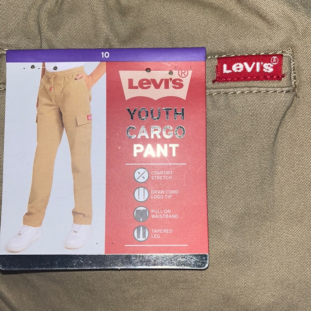 Levi’s Youth Cargo Khaki Pants size 10